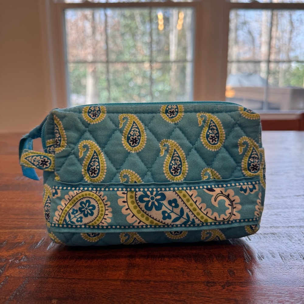 Vera Bradley Bermuda Blue Travel Pouch